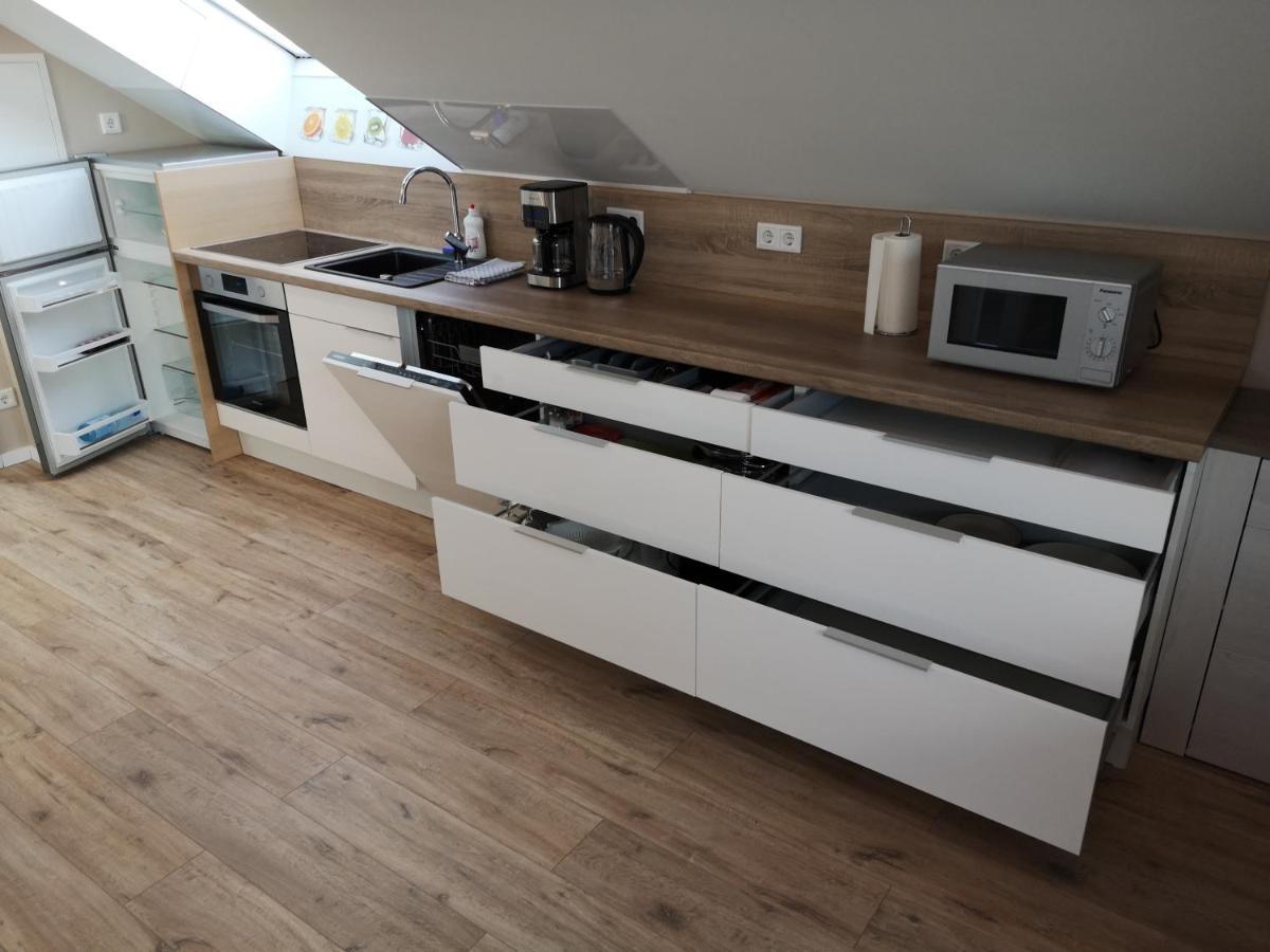 -Neubau- 30Qm Dach-Apartment Fulda Buitenkant foto