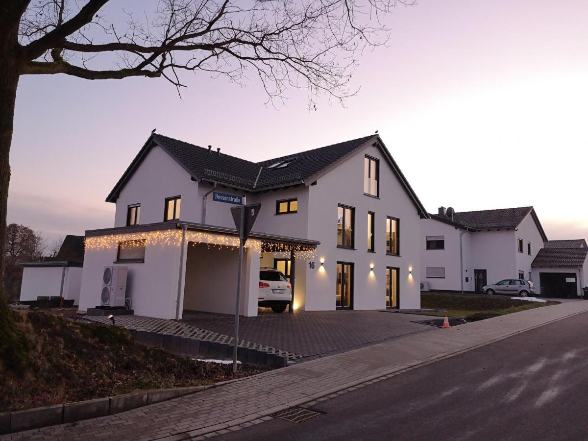 -Neubau- 30Qm Dach-Apartment Fulda Buitenkant foto